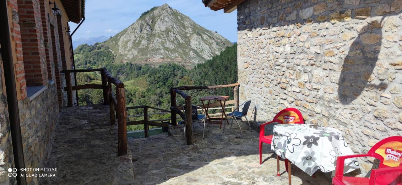Hotel Granja Paraiso, Oasis Rural & Bienestar Onís Esterno foto