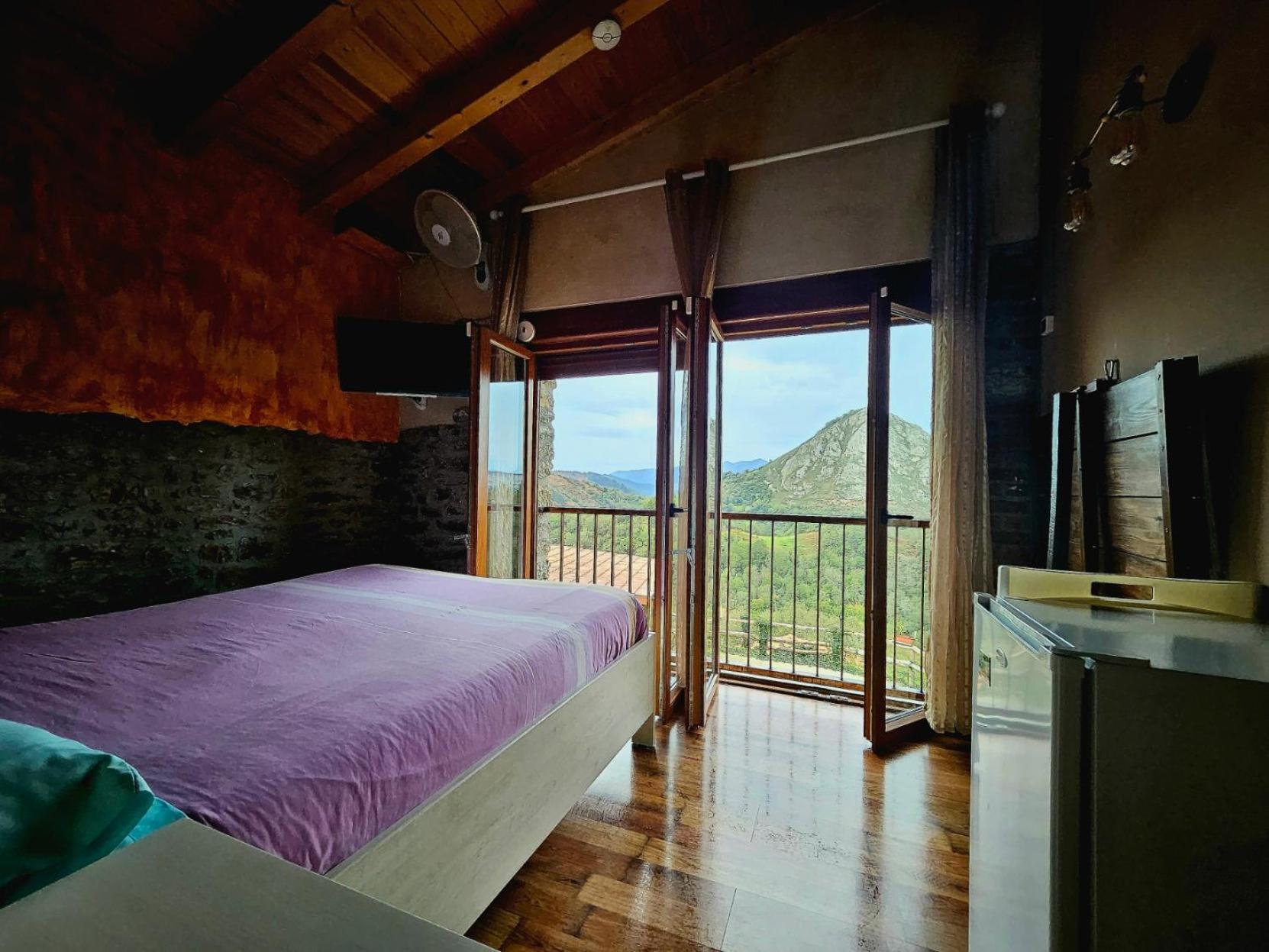 Hotel Granja Paraiso, Oasis Rural & Bienestar Onís Esterno foto
